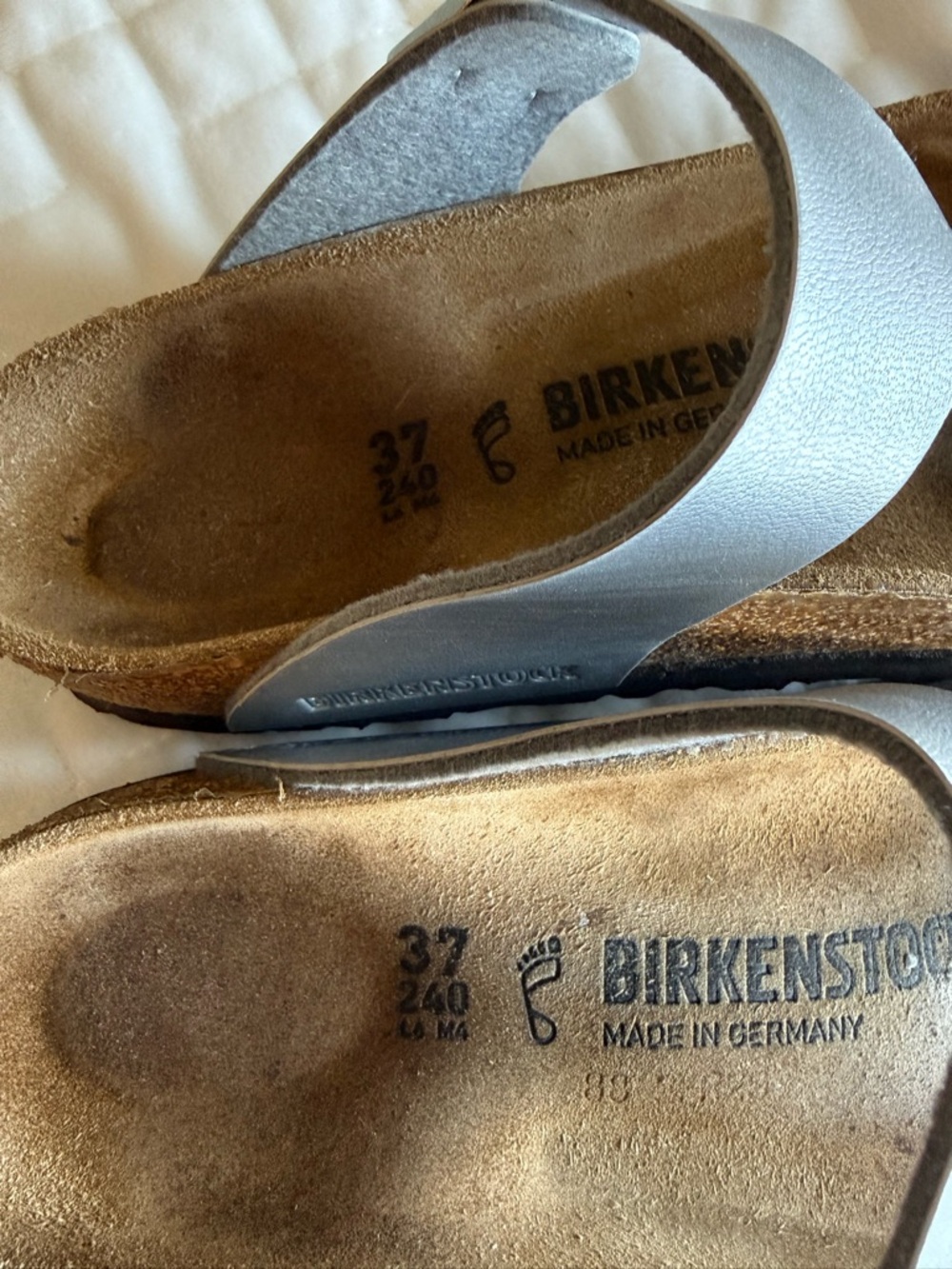 Birkenstock Silver Gizeh Thong Sandals for Women - Picture 3 of 8